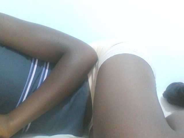 Sweetpie50 live cam on BongaCams