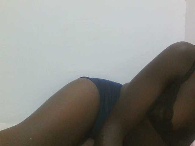 Sweetpie50 live cam on BongaCams