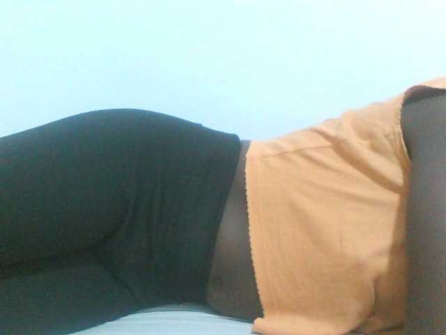 Sweetpie50 live cam on BongaCams