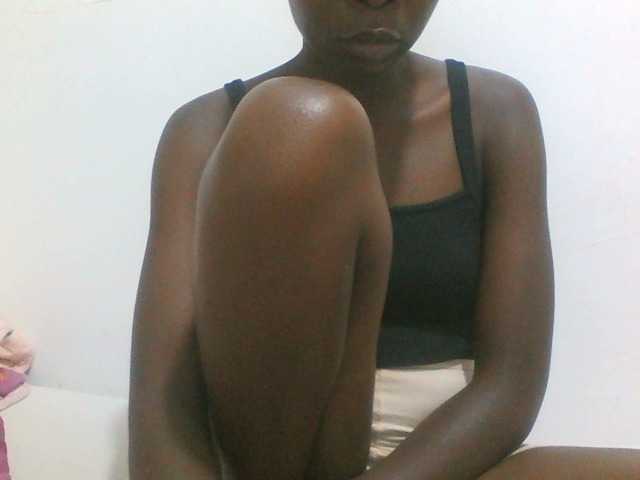Sweetpie50 live webcam show