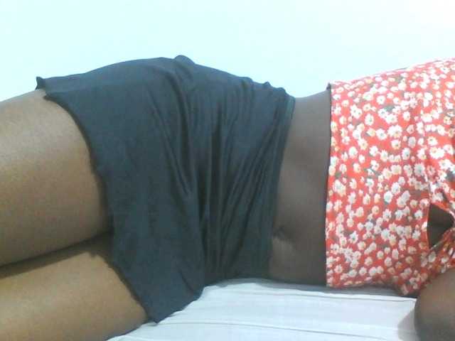 Sweetpie50 live cam on BongaCams
