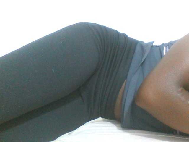 Sweetpie50 live cam on BongaCams