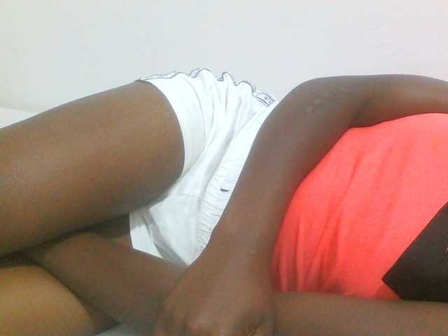 Sweetpie50 live cam on BongaCams