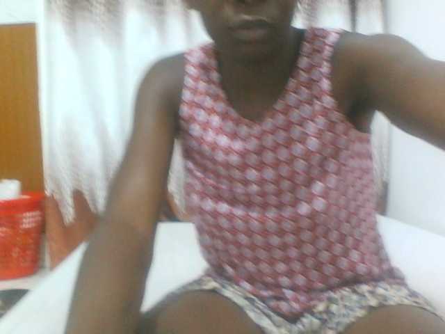 Sweetpie50 live cam on BongaCams