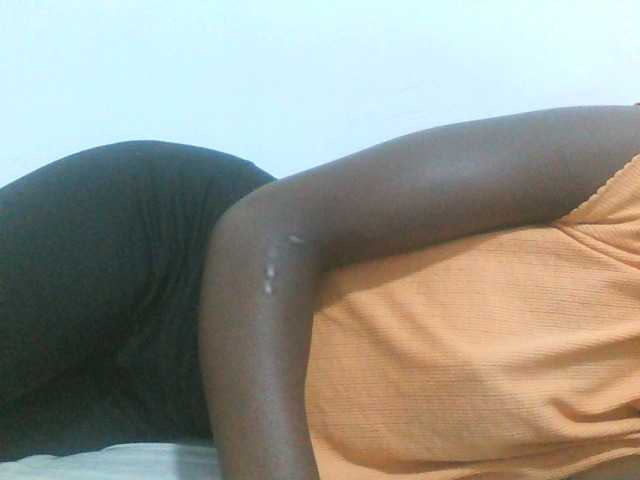 Sweetpie50 live cam on BongaCams