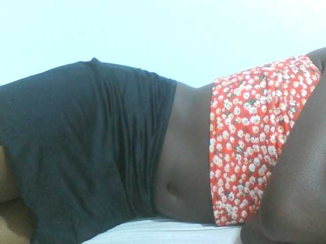 Sweetpie50 live cam on BongaCams