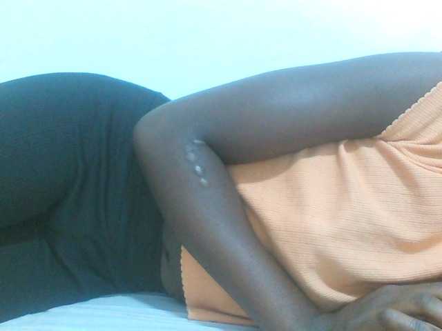 Sweetpie50 live cam on BongaCams