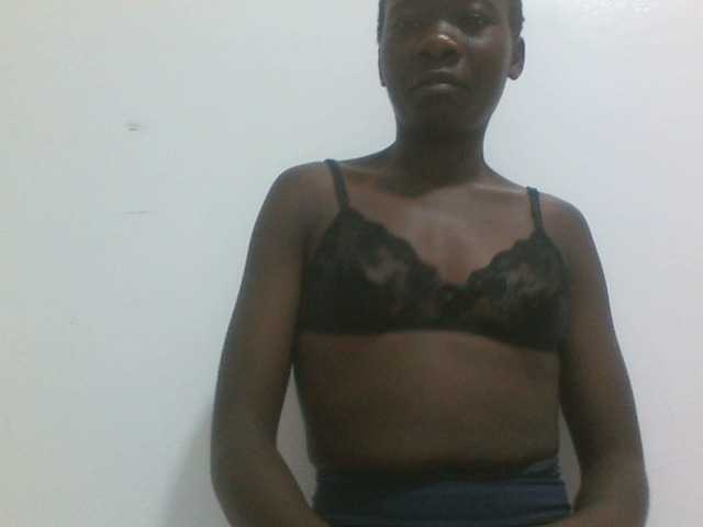 Sweetpie50 live cam on BongaCams