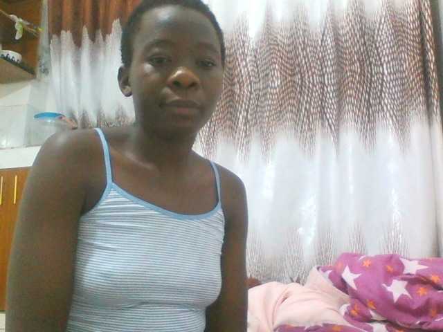 Sweetpie50 live cam on BongaCams
