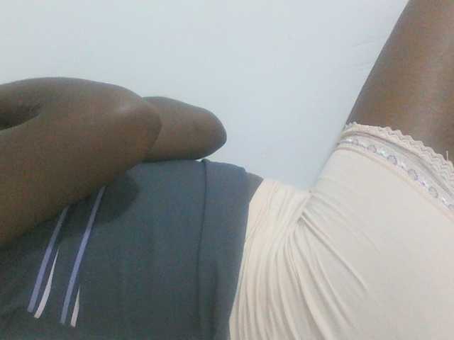 Sweetpie50 live cam on BongaCams
