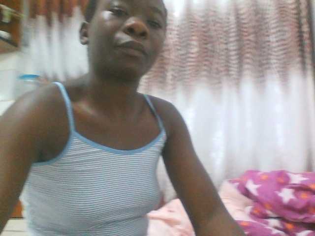 Sweetpie50 live cam on BongaCams