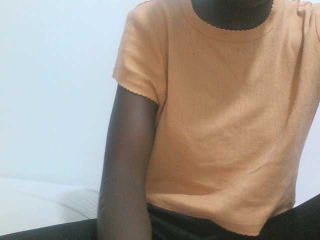 Sweetpie50 live cam on BongaCams