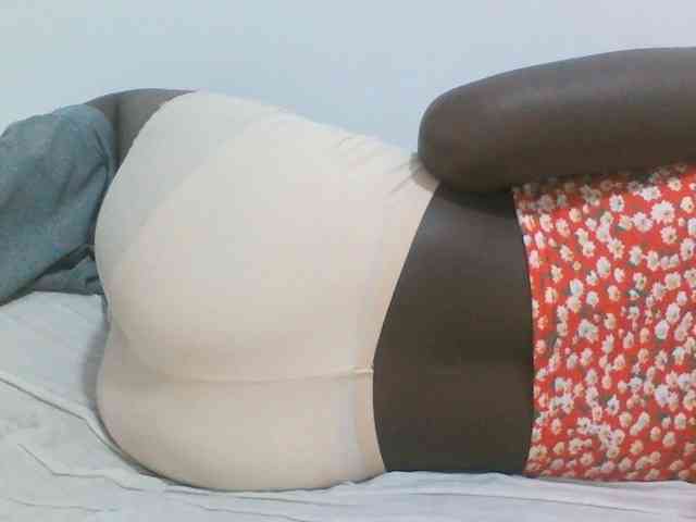 Sweetpie50 webcam