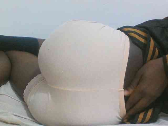 Sweetpie50 webcam