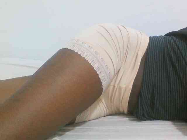 Sweetpie50 webcam