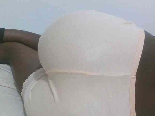 Sweetpie50 webcam