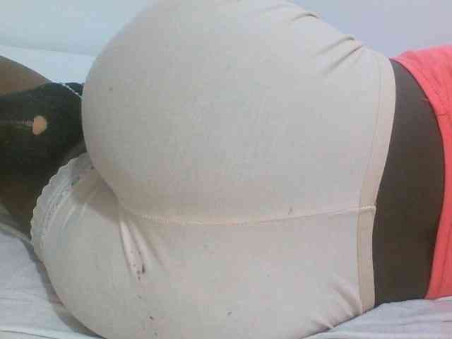 Sweetpie50 webcam