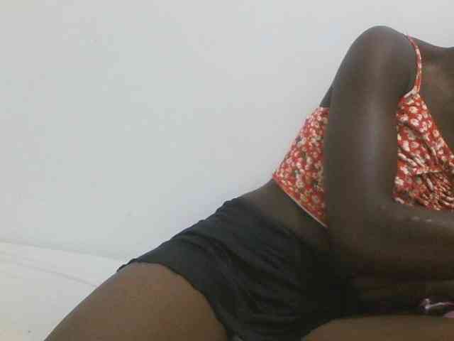 Sweetpie50 webcam