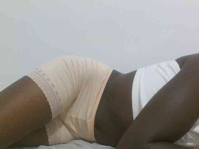 Sweetpie50 webcam