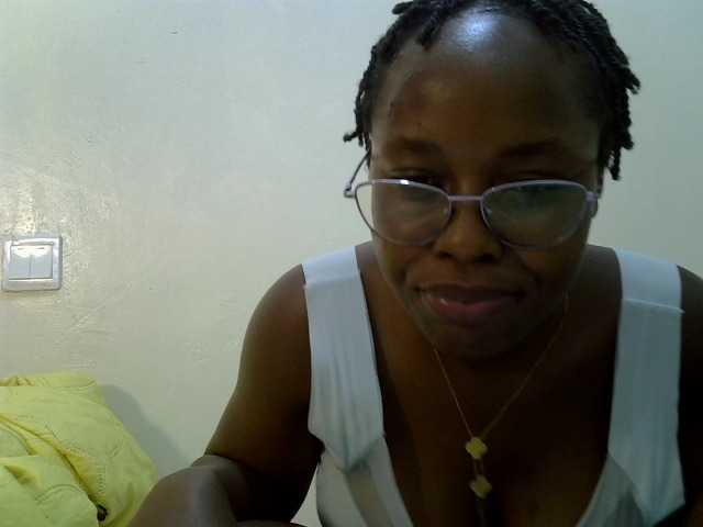 Beatyboo live cam on BongaCams
