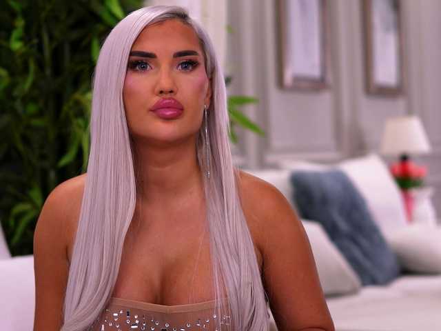 rosedolll live sex show