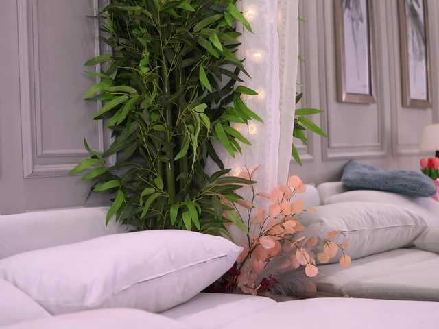 RoseDolll live cam on BongaCams