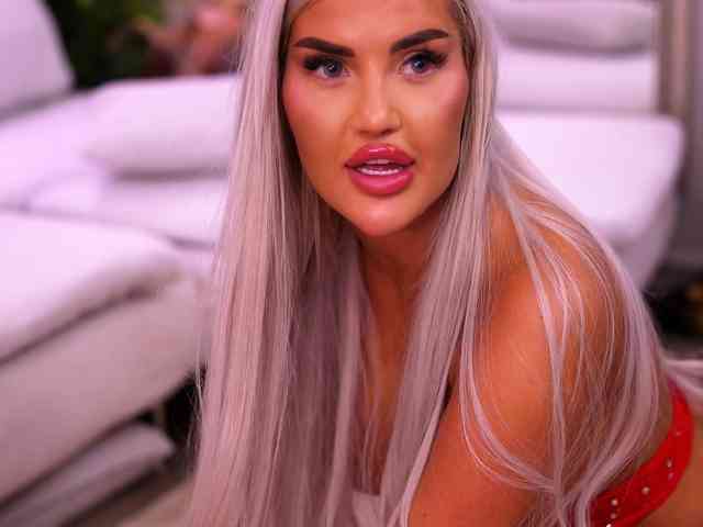 RoseDolll Sex Cam Show
