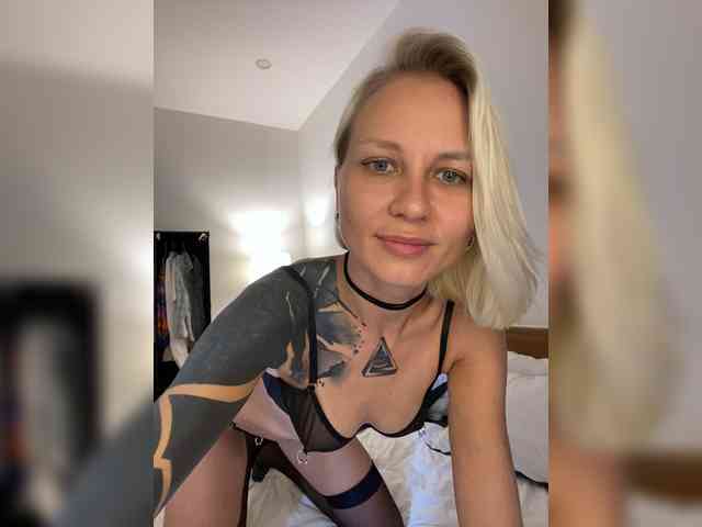 Bubaleh666's cam show statistics and live stream