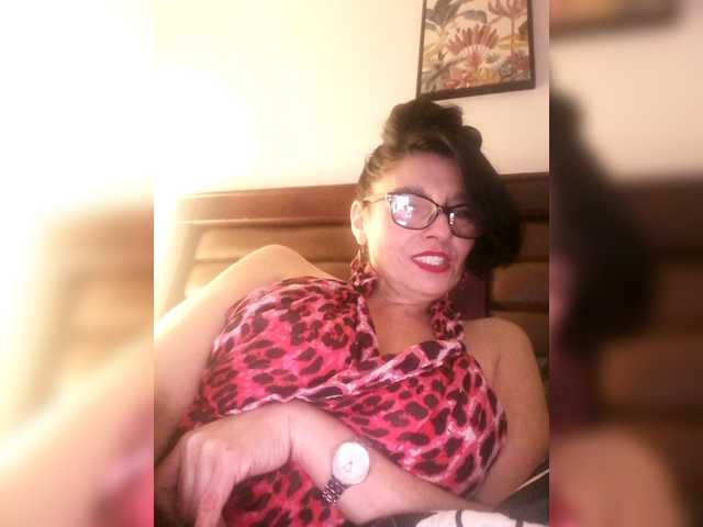 MaiteMilf live cam on BongaCams