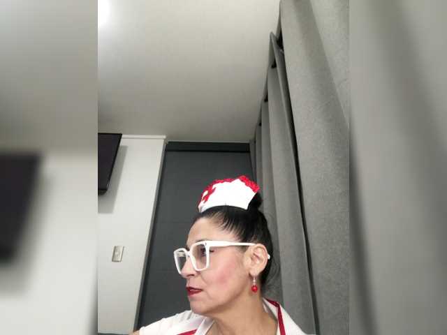 MaiteMilf live cam on BongaCams