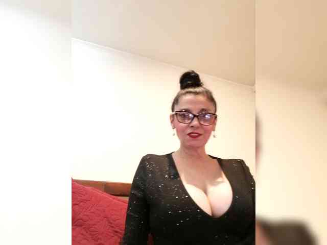 MaiteMilf webcam