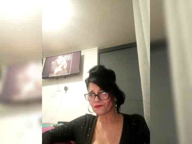 MaiteMilf webcam