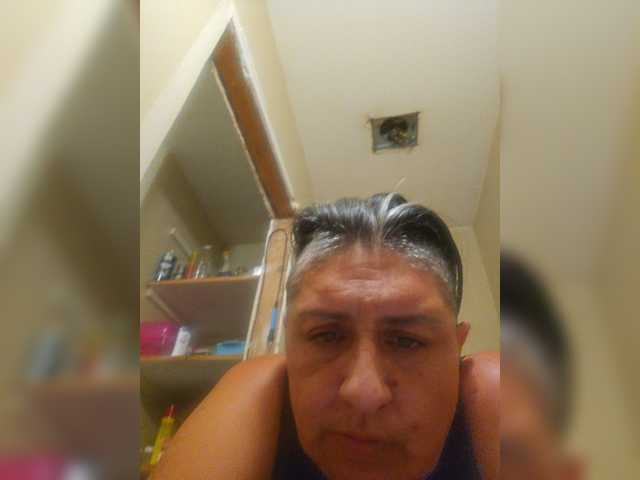 Meankitti1 live cam