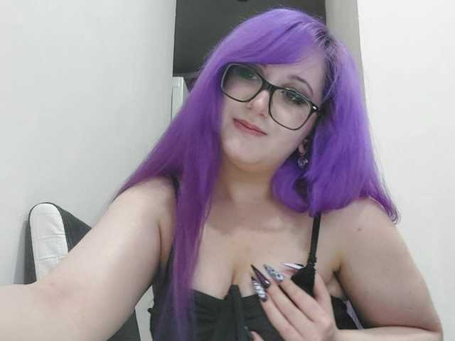 OdeliaPyeatt live cam on BongaCams