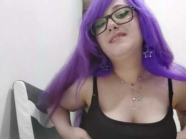 OdeliaPyeatt live cam on BongaCams
