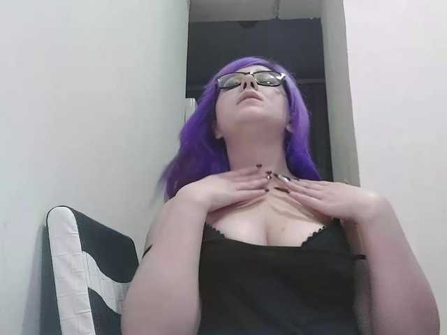 OdeliaPyeatt live cam on BongaCams