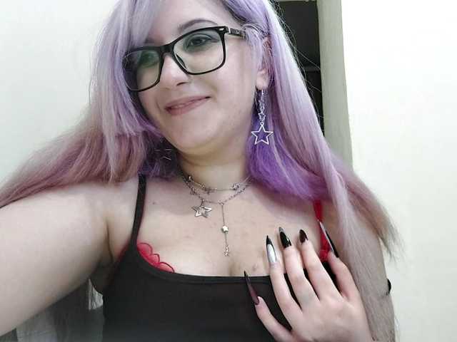 OdeliaPyeatt live webcam show