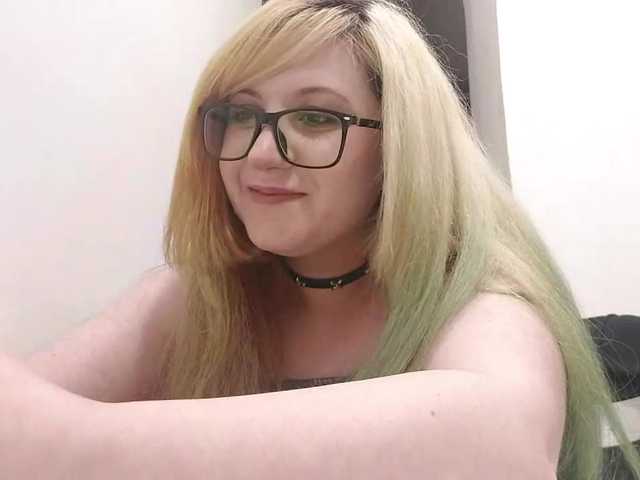 OdeliaPyeatt live cam on BongaCams