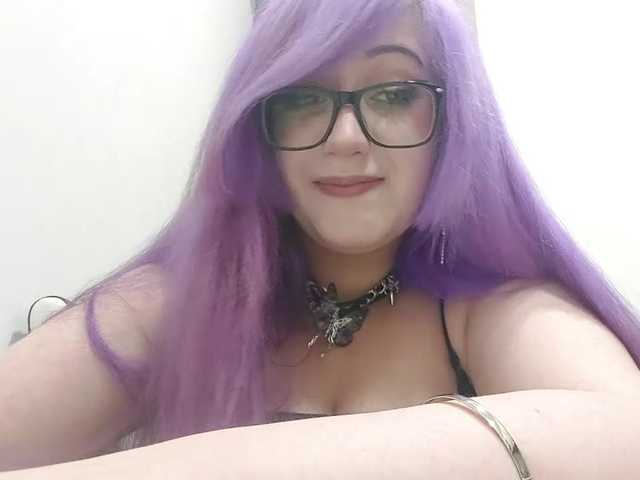 OdeliaPyeatt live cam on BongaCams