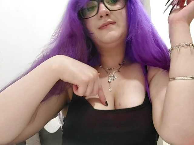OdeliaPyeatt live cam on BongaCams