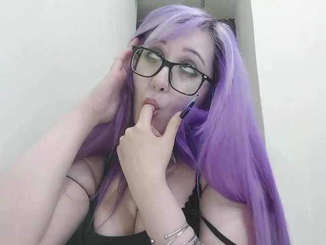 OdeliaPyeatt live cam on BongaCams
