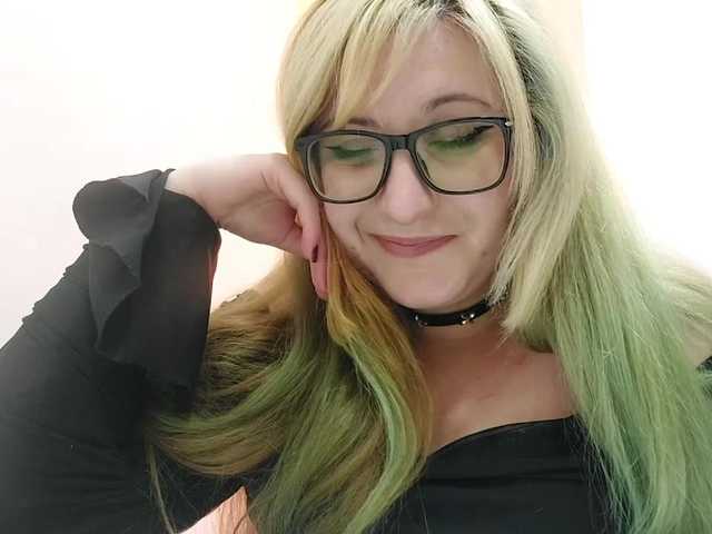 OdeliaPyeatt live cam on BongaCams