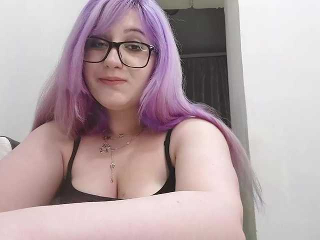 OdeliaPyeatt live cam on BongaCams