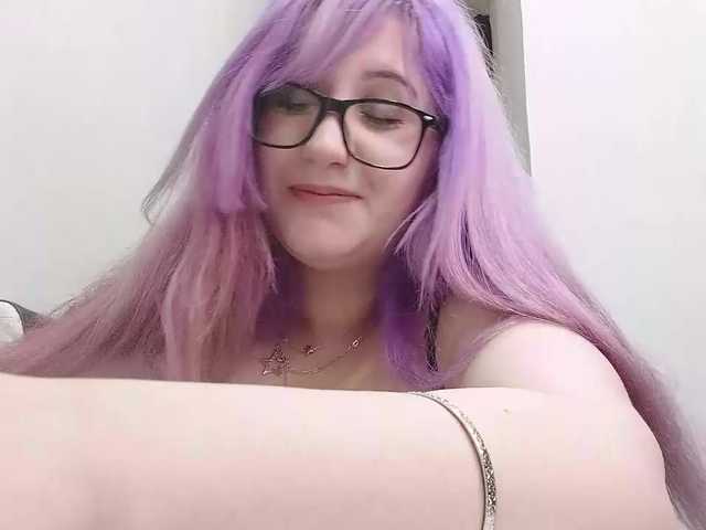 OdeliaPyeatt live cam on BongaCams