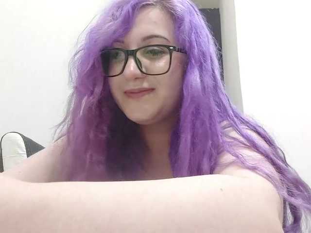 OdeliaPyeatt live cam on BongaCams