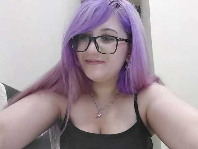 OdeliaPyeatt live webcam show