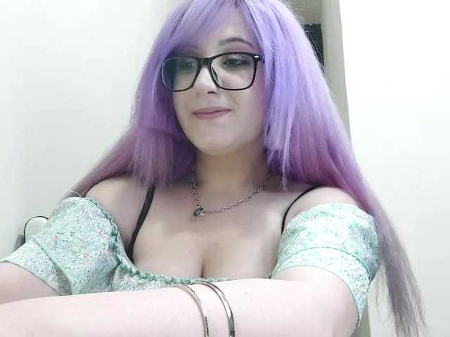 OdeliaPyeatt live cam on BongaCams