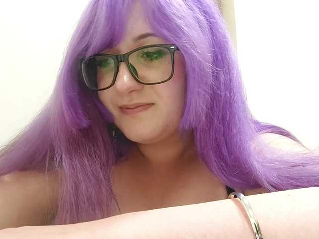 OdeliaPyeatt live cam on BongaCams