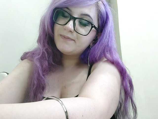 OdeliaPyeatt live cam on BongaCams