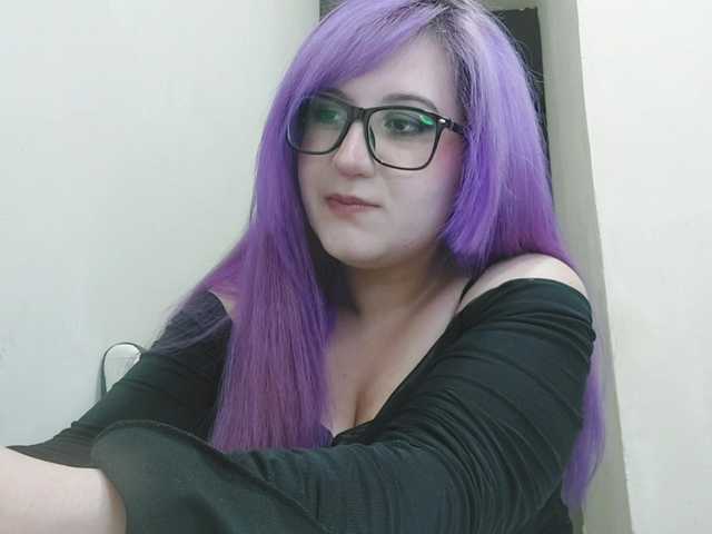 OdeliaPyeatt live cam on BongaCams